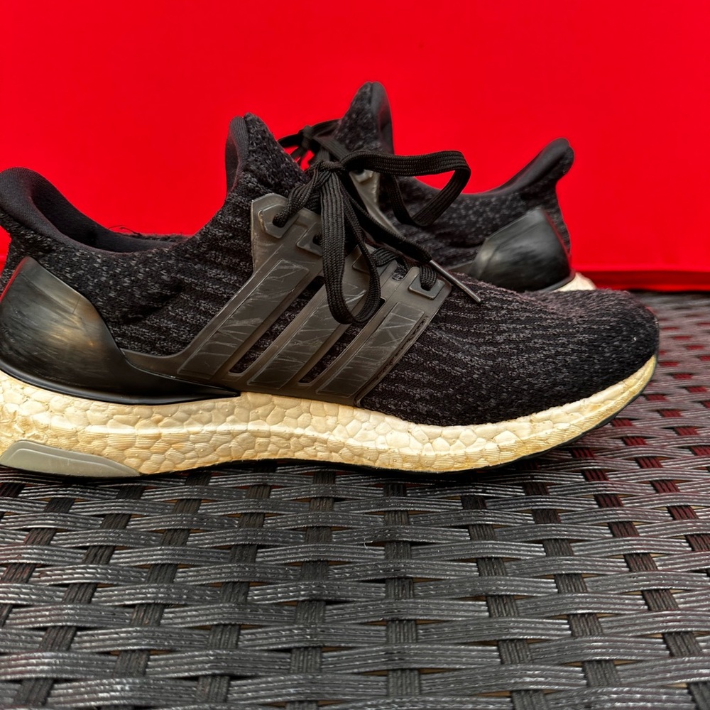 Adidas Ultraboost - Picture 6 of 7